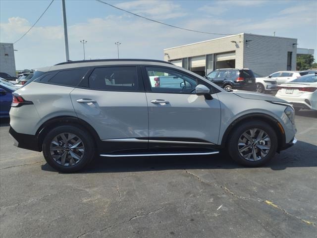 Vehicle image 4 of 32