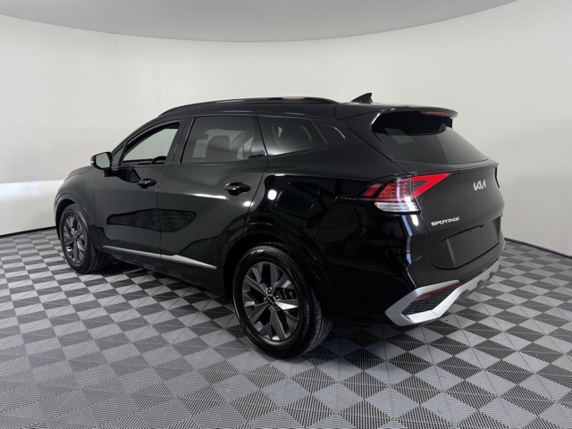 Vehicle image 5 of 44