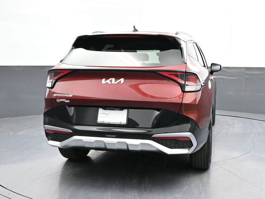 Vehicle image 14 of 43