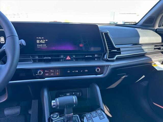 Vehicle image 15 of 30