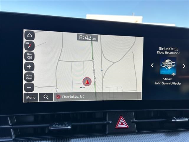 Vehicle image 17 of 30