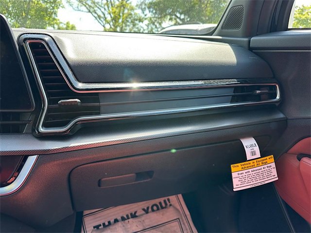 Vehicle image 24 of 25