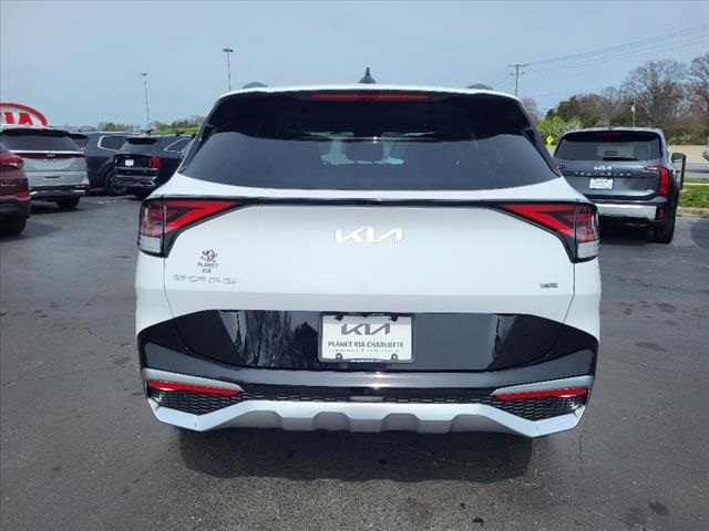 Vehicle image 6 of 33
