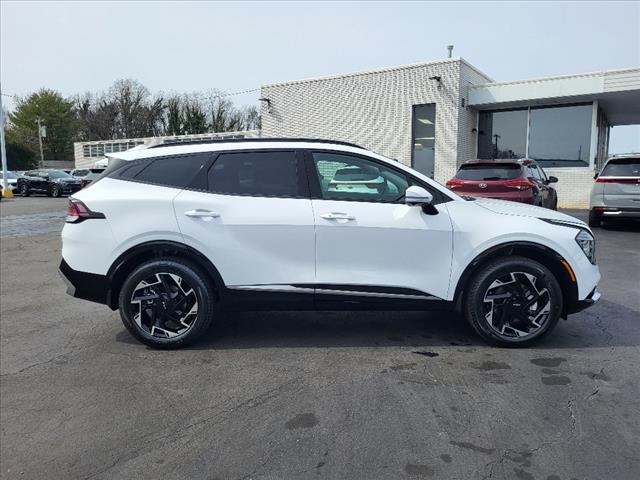 Vehicle image 4 of 33