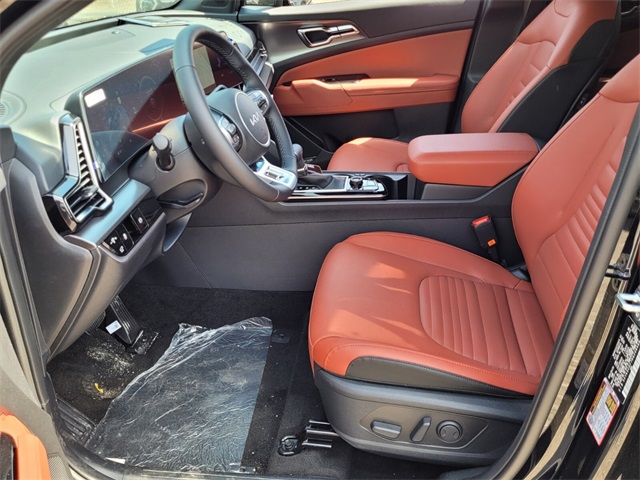 Vehicle image 11 of 22