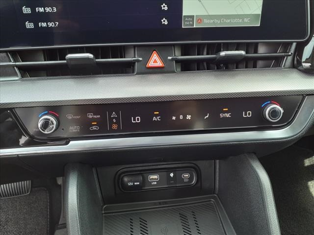 Vehicle image 18 of 31