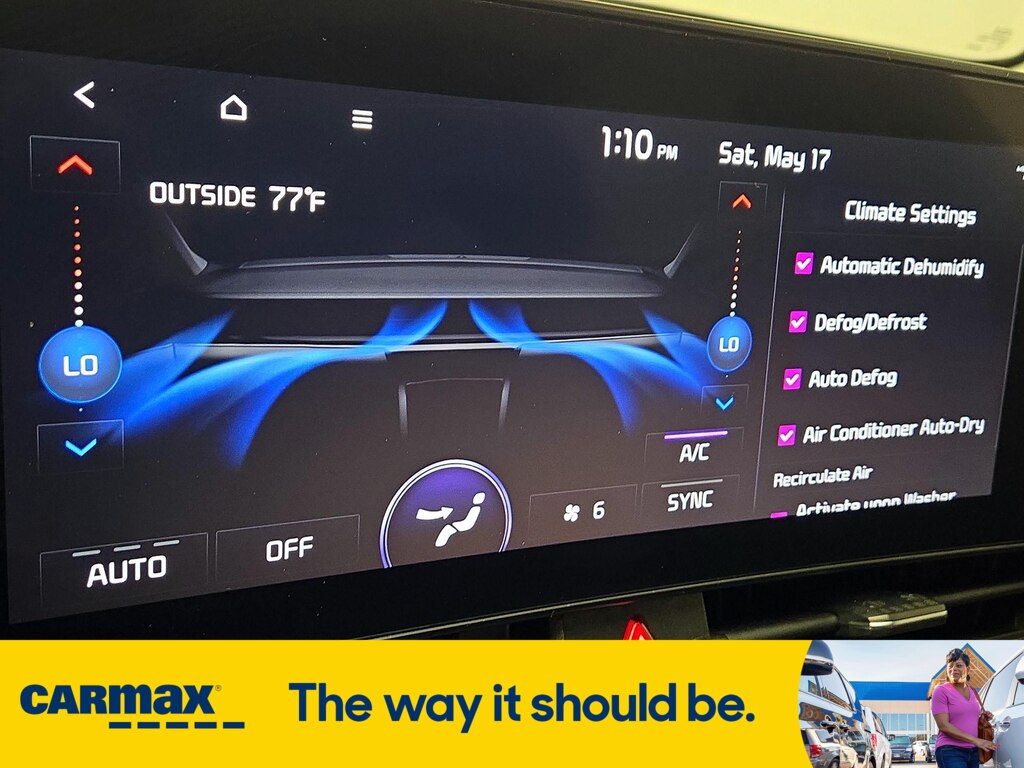 Vehicle image 22 of 29