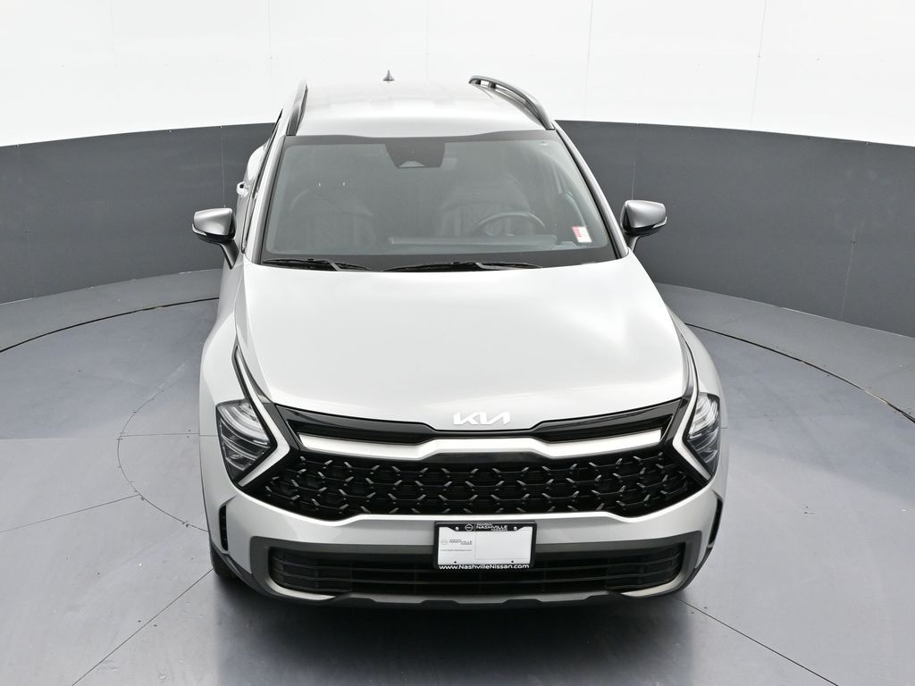 Vehicle image 5 of 32