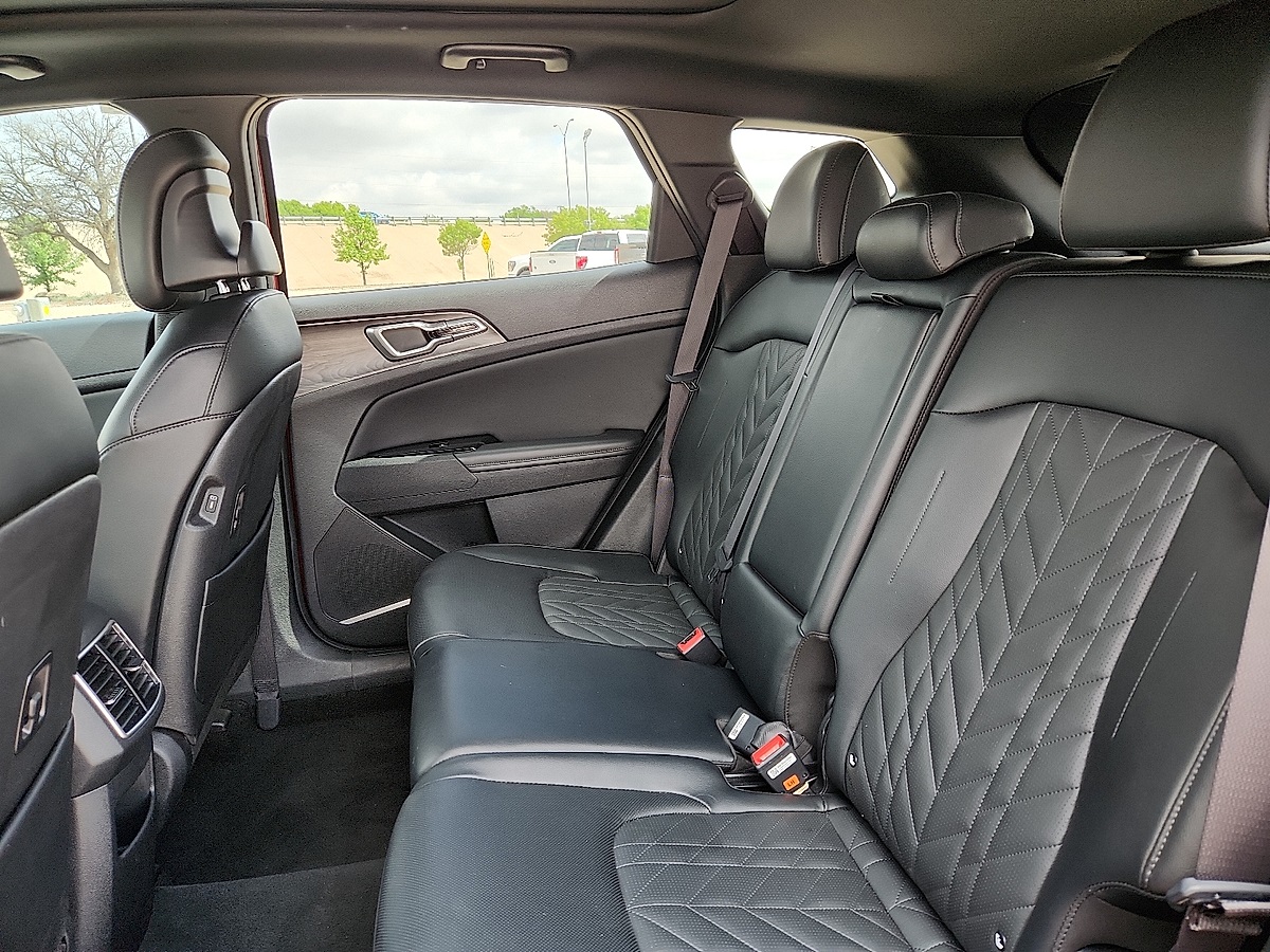 Vehicle image 5 of 12