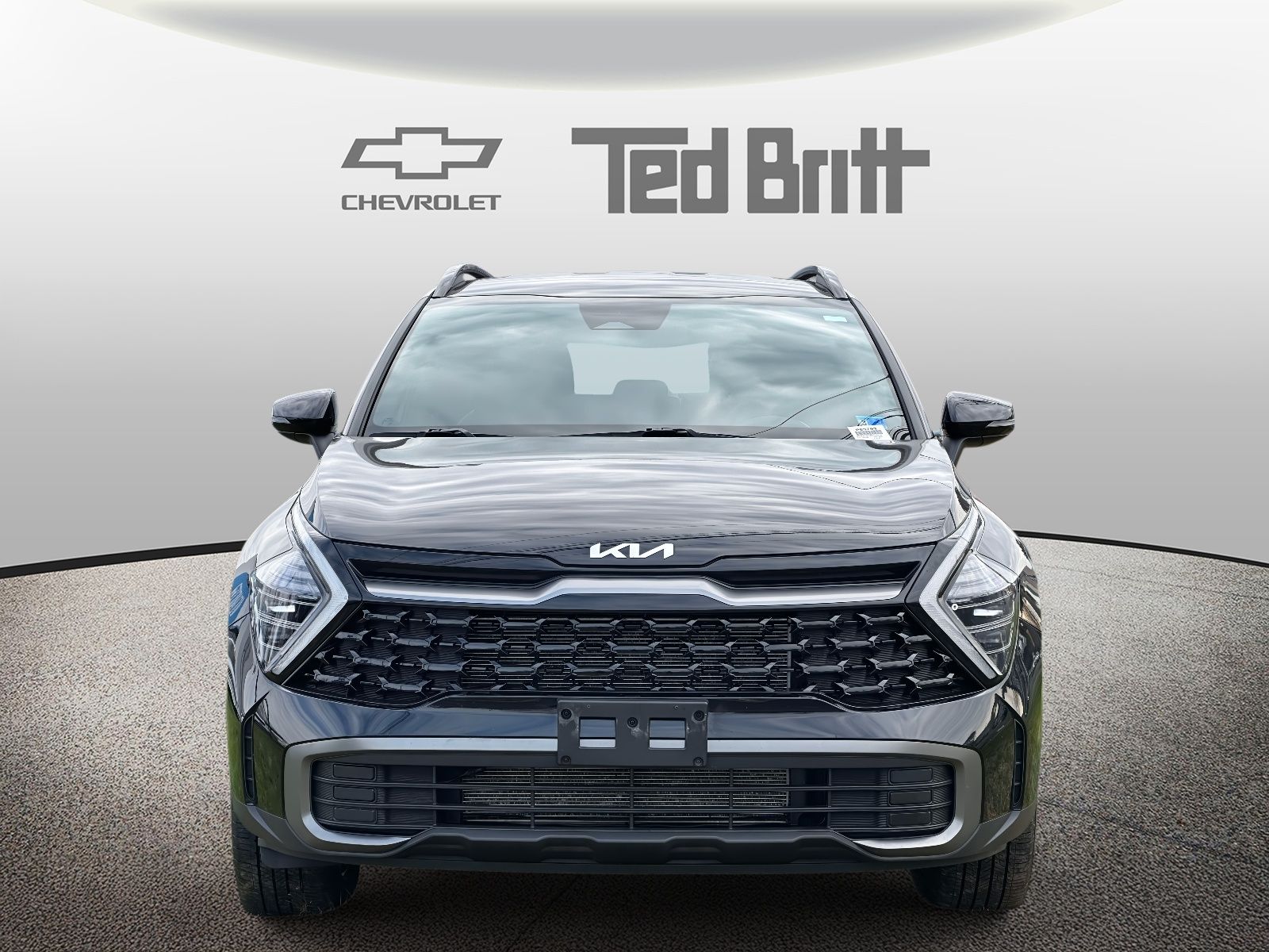 2024 Kia Sportage X-Line Image 2 of 28