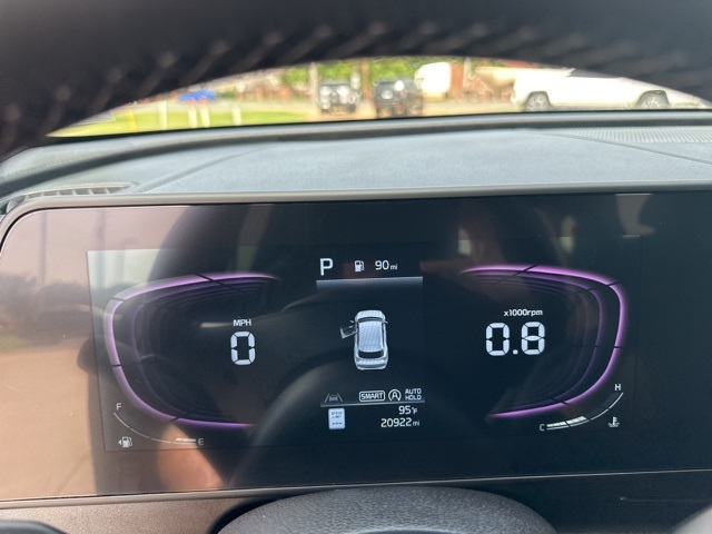 Vehicle image 11 of 31