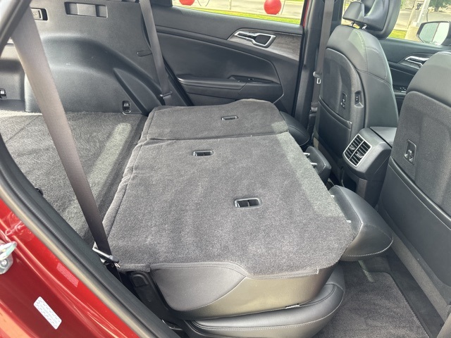 Vehicle image 29 of 31