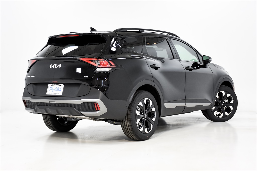Vehicle image 5 of 32