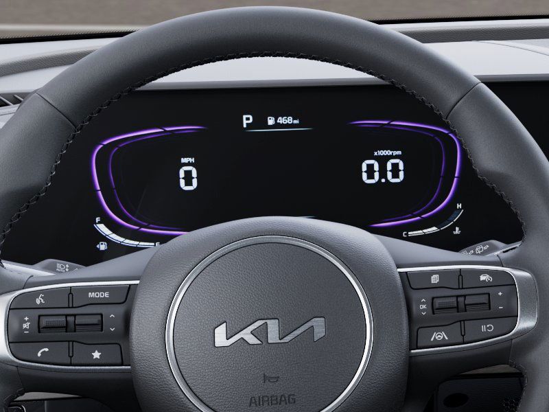 Vehicle image 22 of 28