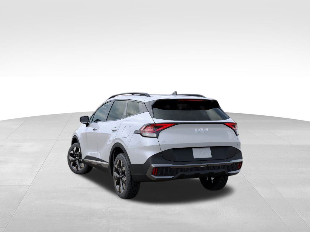 Vehicle image 9 of 28