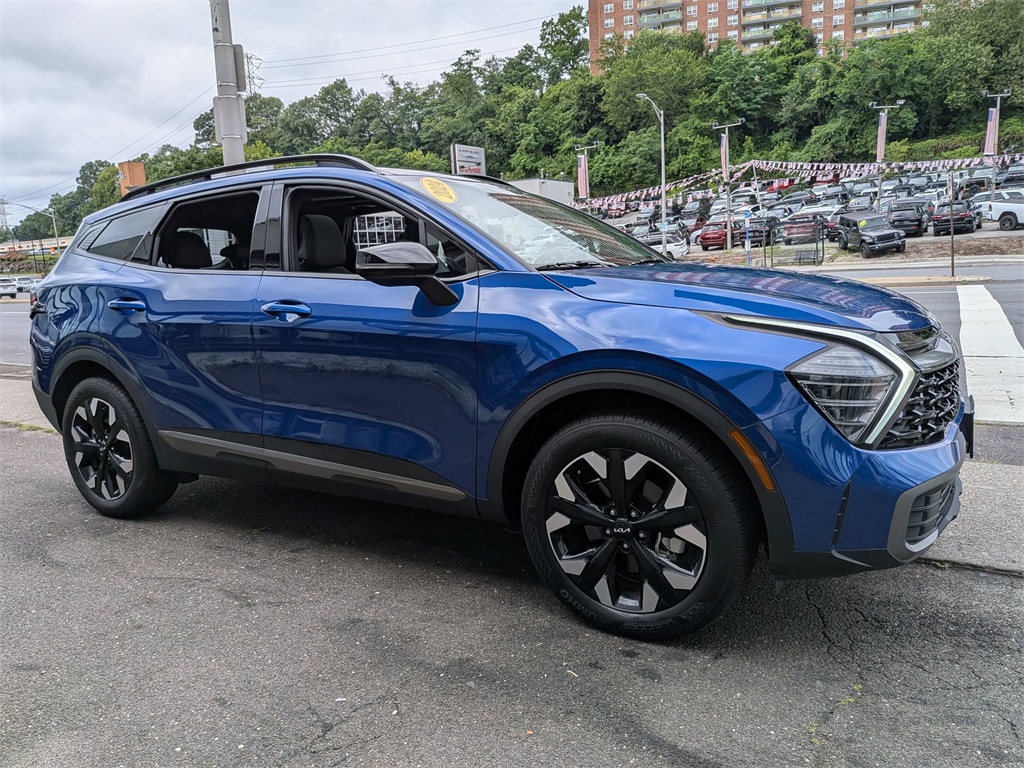 Vehicle image 4 of 30