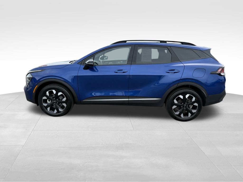Vehicle image 8 of 29