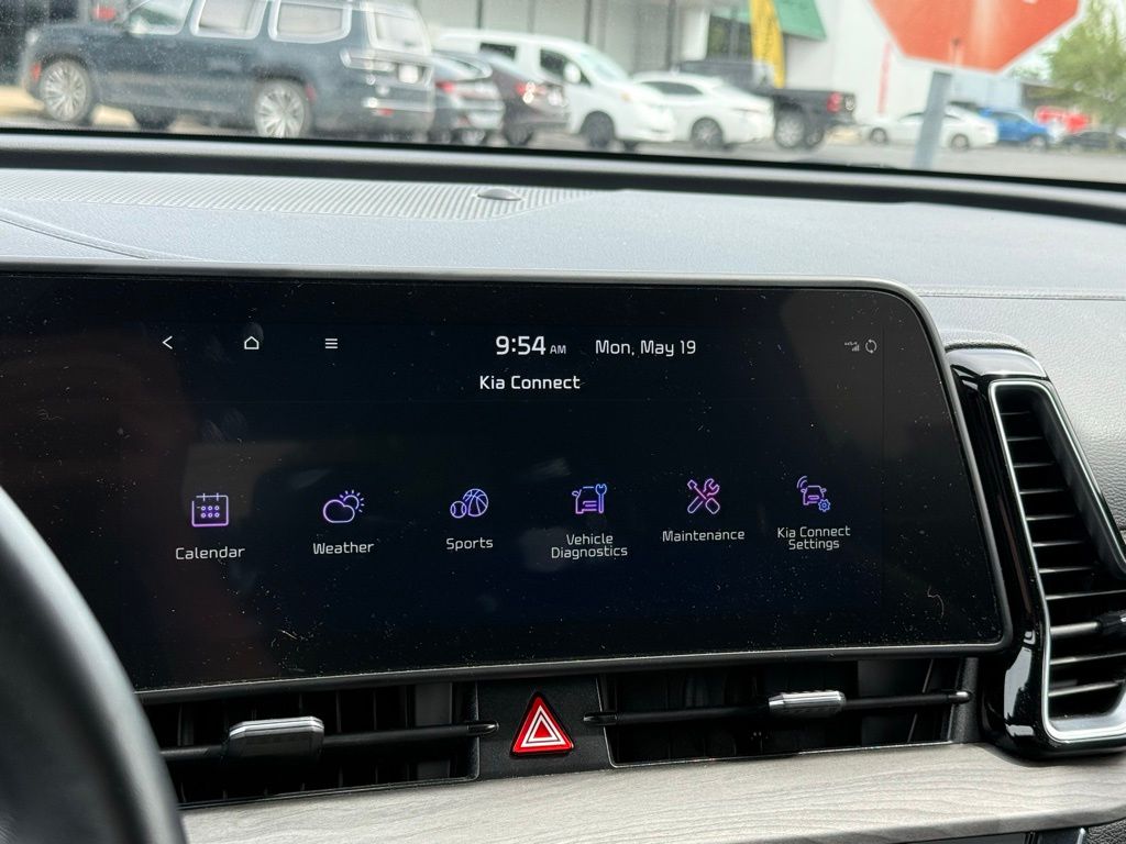 Vehicle image 20 of 29