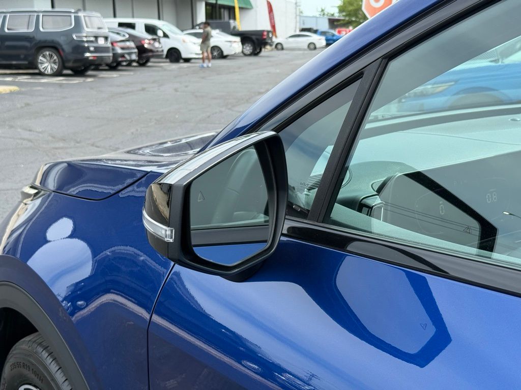 Vehicle image 10 of 29