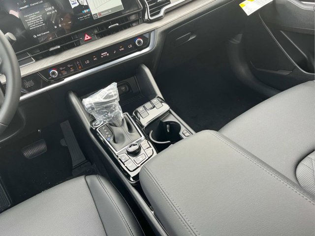 Vehicle image 15 of 34