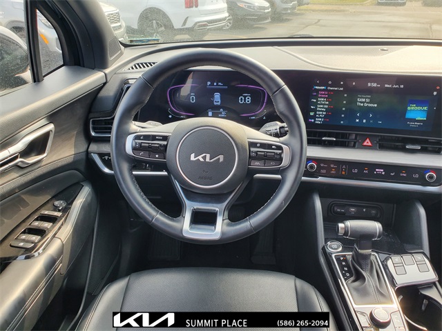 Vehicle image 13 of 30
