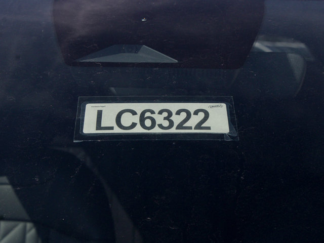 Vehicle image 21 of 22