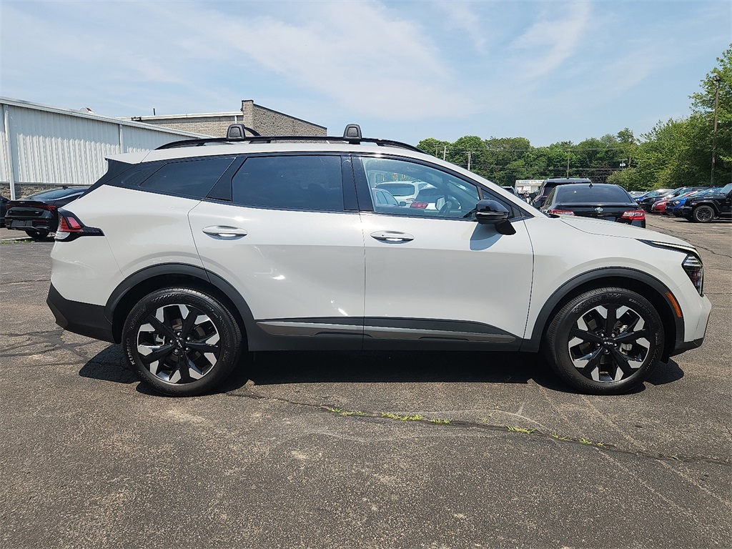 Vehicle image 4 of 31