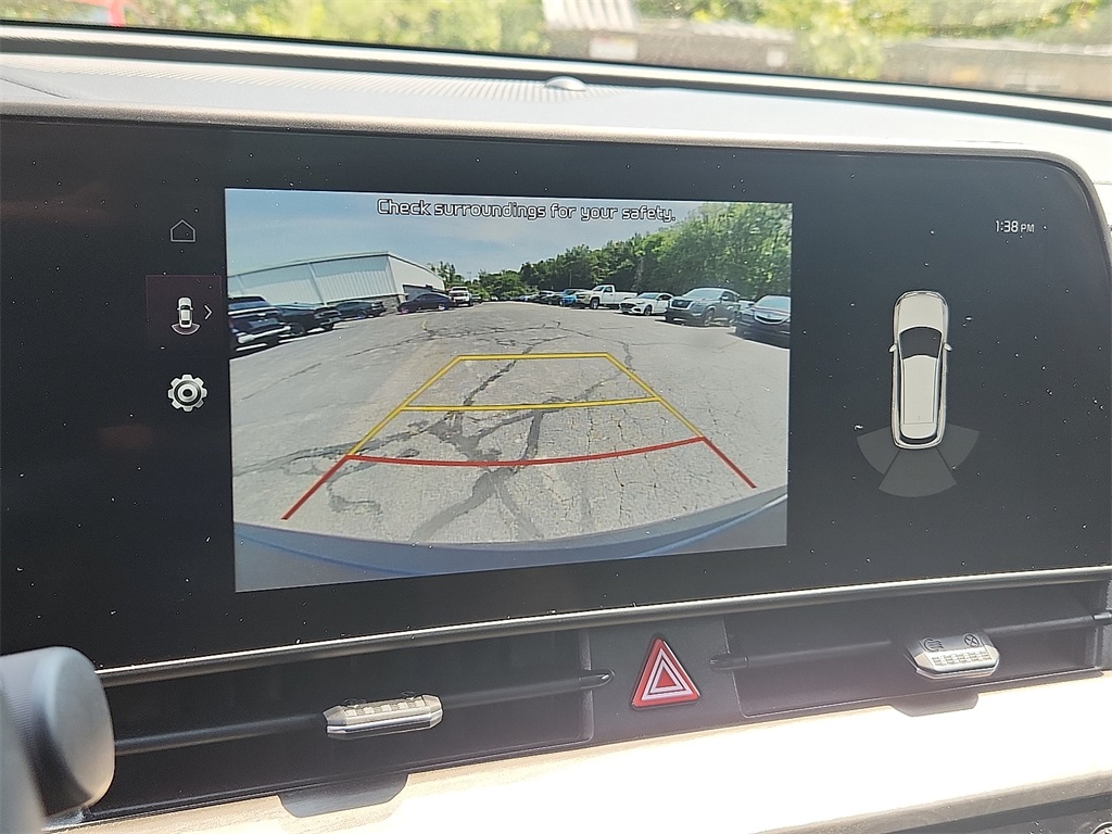 Vehicle image 18 of 31