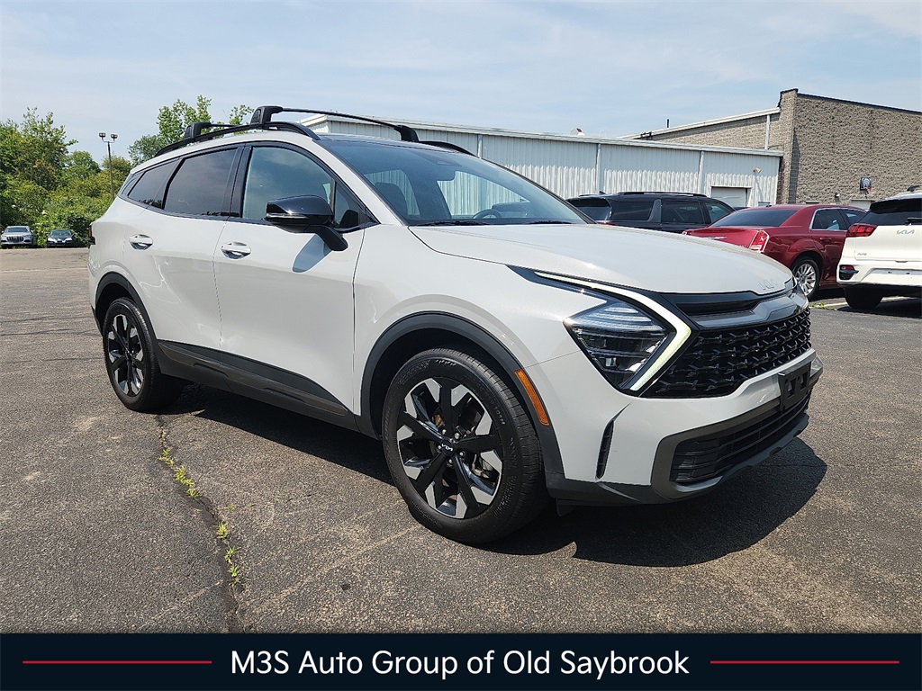 Vehicle image 3 of 31
