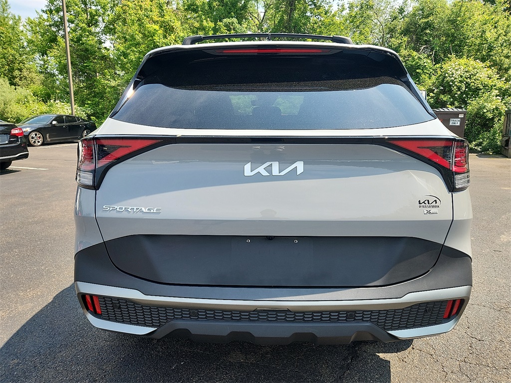 Vehicle image 6 of 31