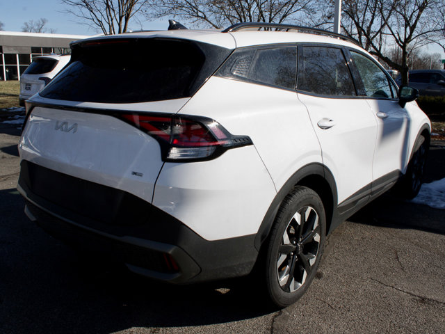 Vehicle image 5 of 22