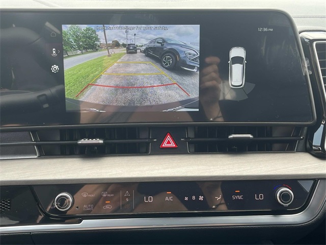 Vehicle image 31 of 36