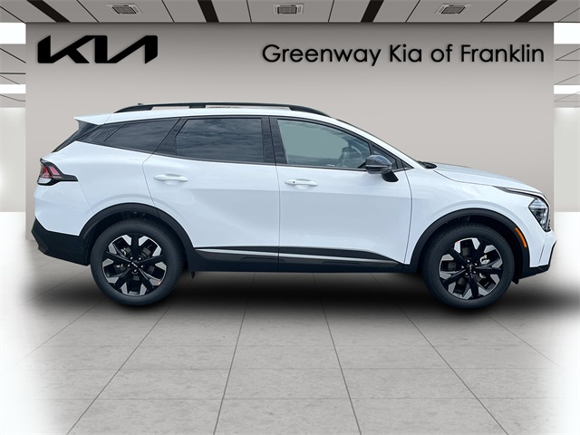 Vehicle image 4 of 36