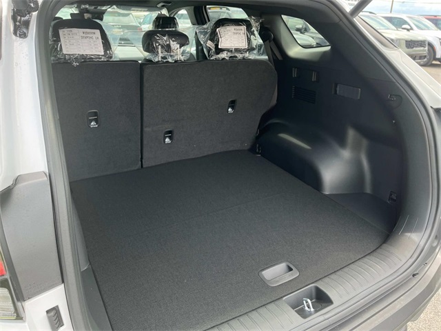 Vehicle image 13 of 36