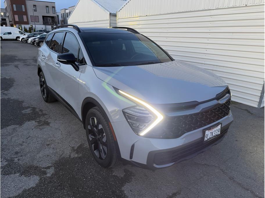 Vehicle image 6 of 19
