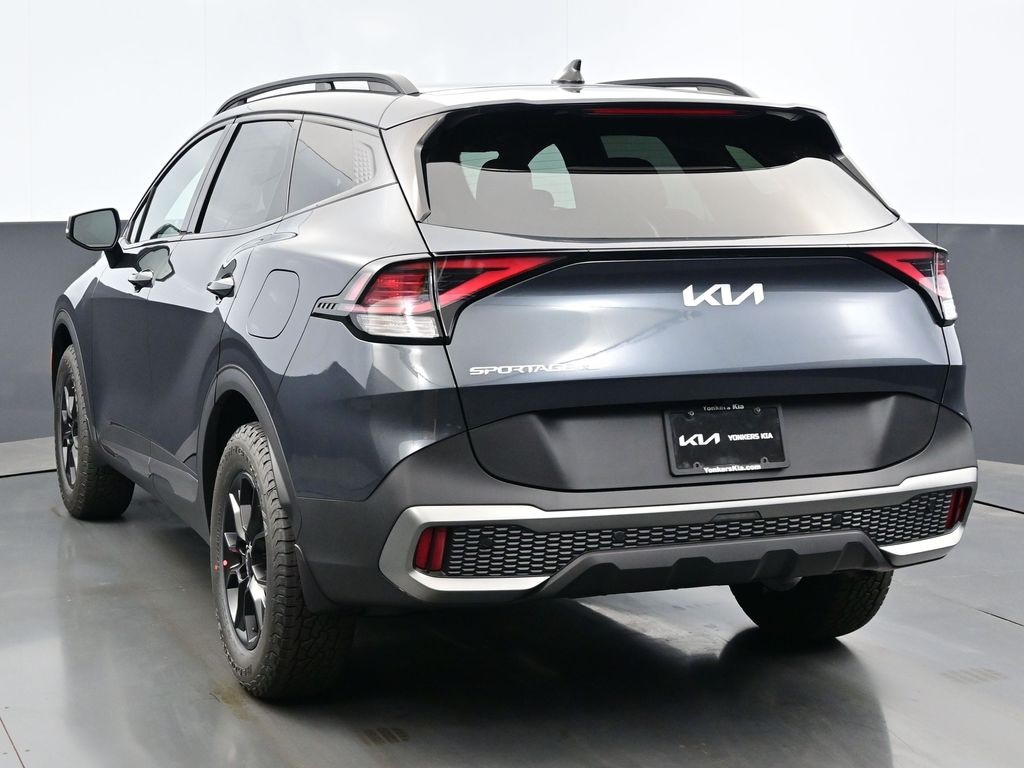 Vehicle image 8 of 31