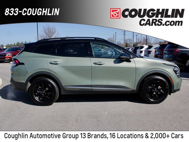 Vehicle image 4 of 22