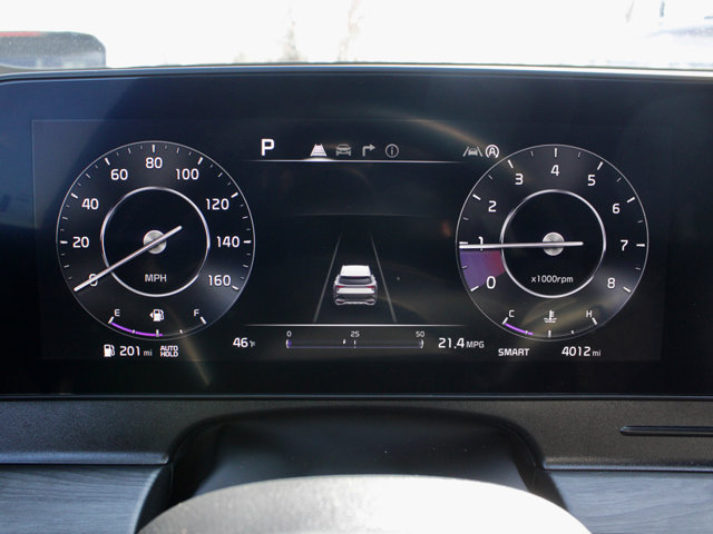 Vehicle image 17 of 22