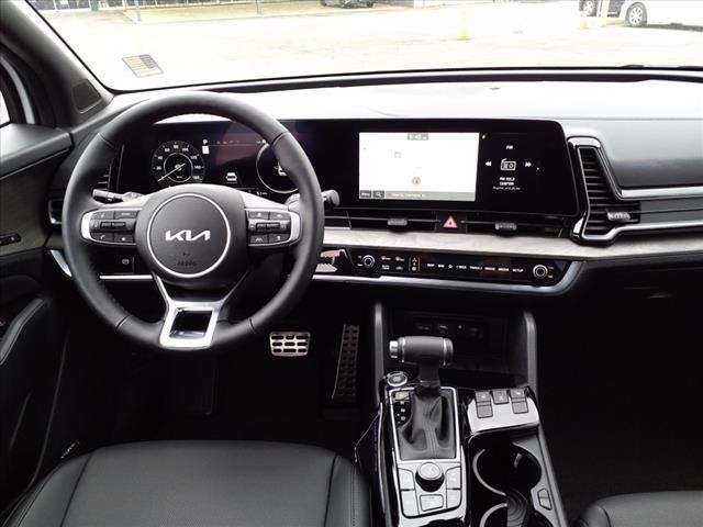 Vehicle image 28 of 31