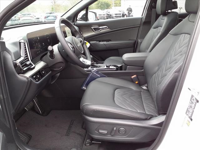 Vehicle image 9 of 31