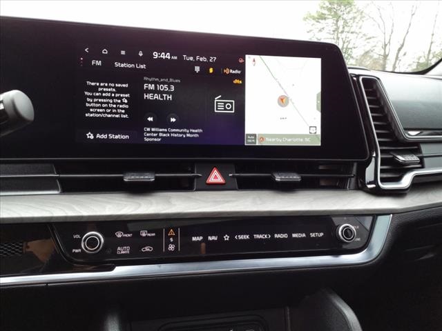 Vehicle image 14 of 31