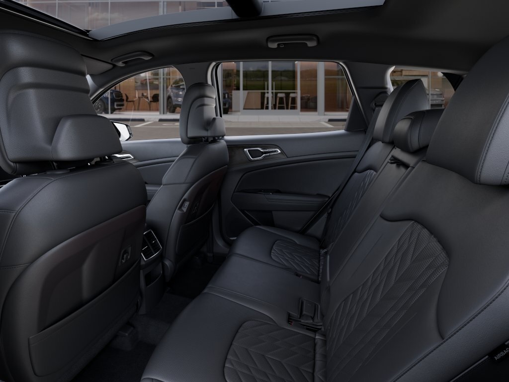 Vehicle image 20 of 30