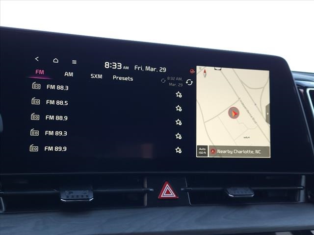 Vehicle image 15 of 33