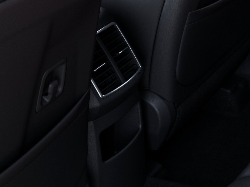 Vehicle image 28 of 30