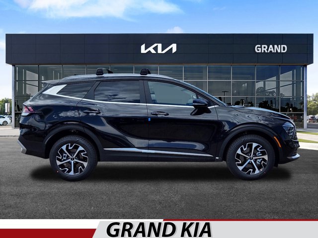 Vehicle image 4 of 21