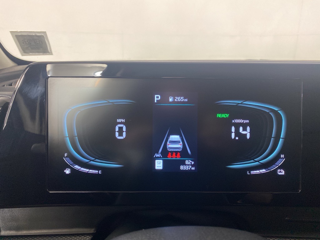 Vehicle image 18 of 26