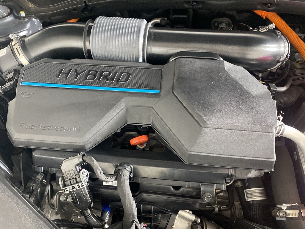 Vehicle image 12 of 26