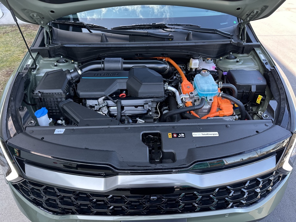 Vehicle image 14 of 27