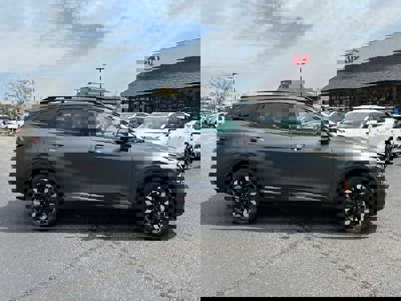 Vehicle image 5 of 29