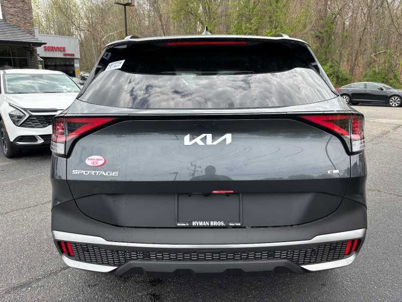 Vehicle image 5 of 31